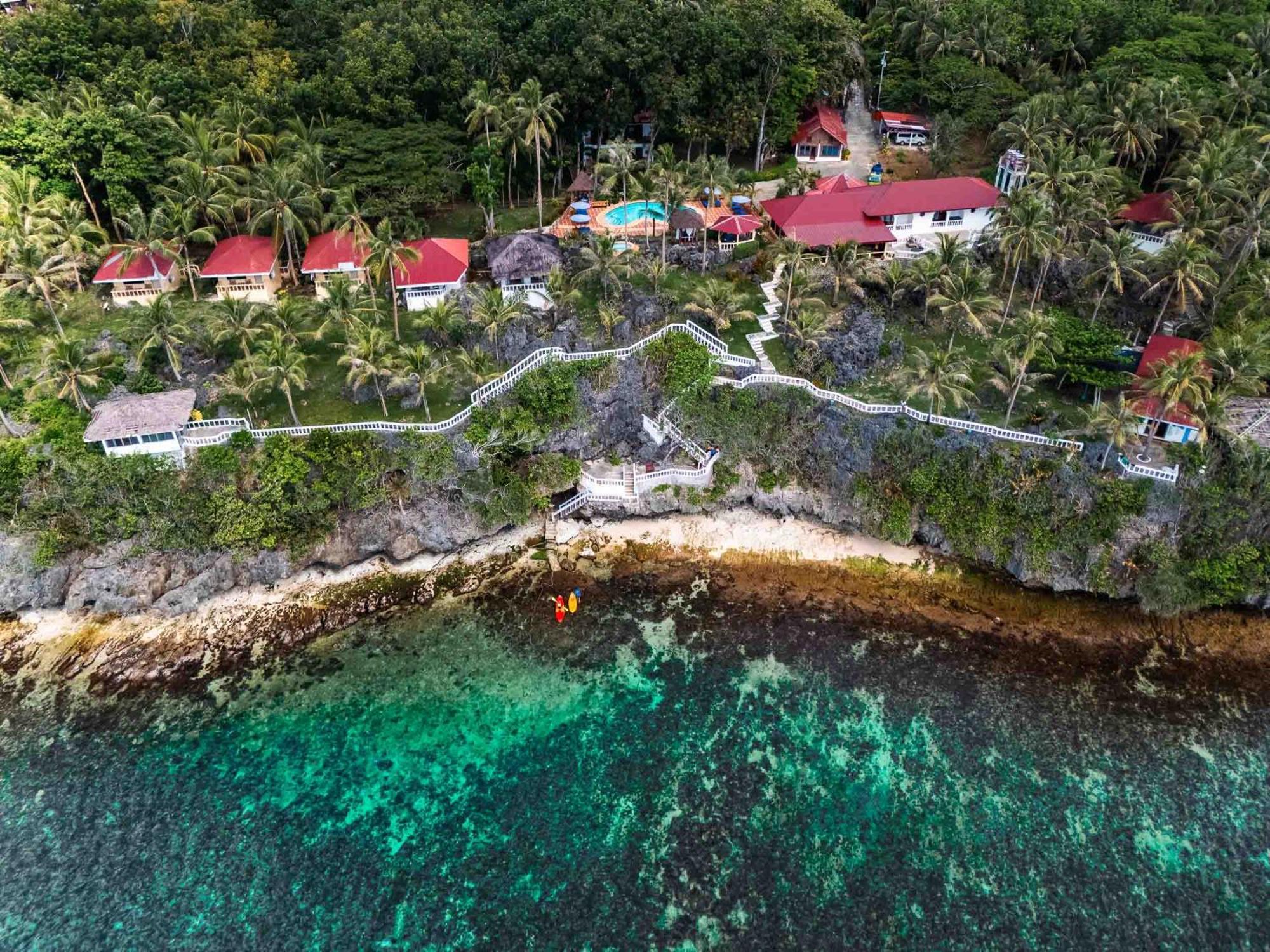 Blue Star Dive And Resort Анда Екстериор снимка