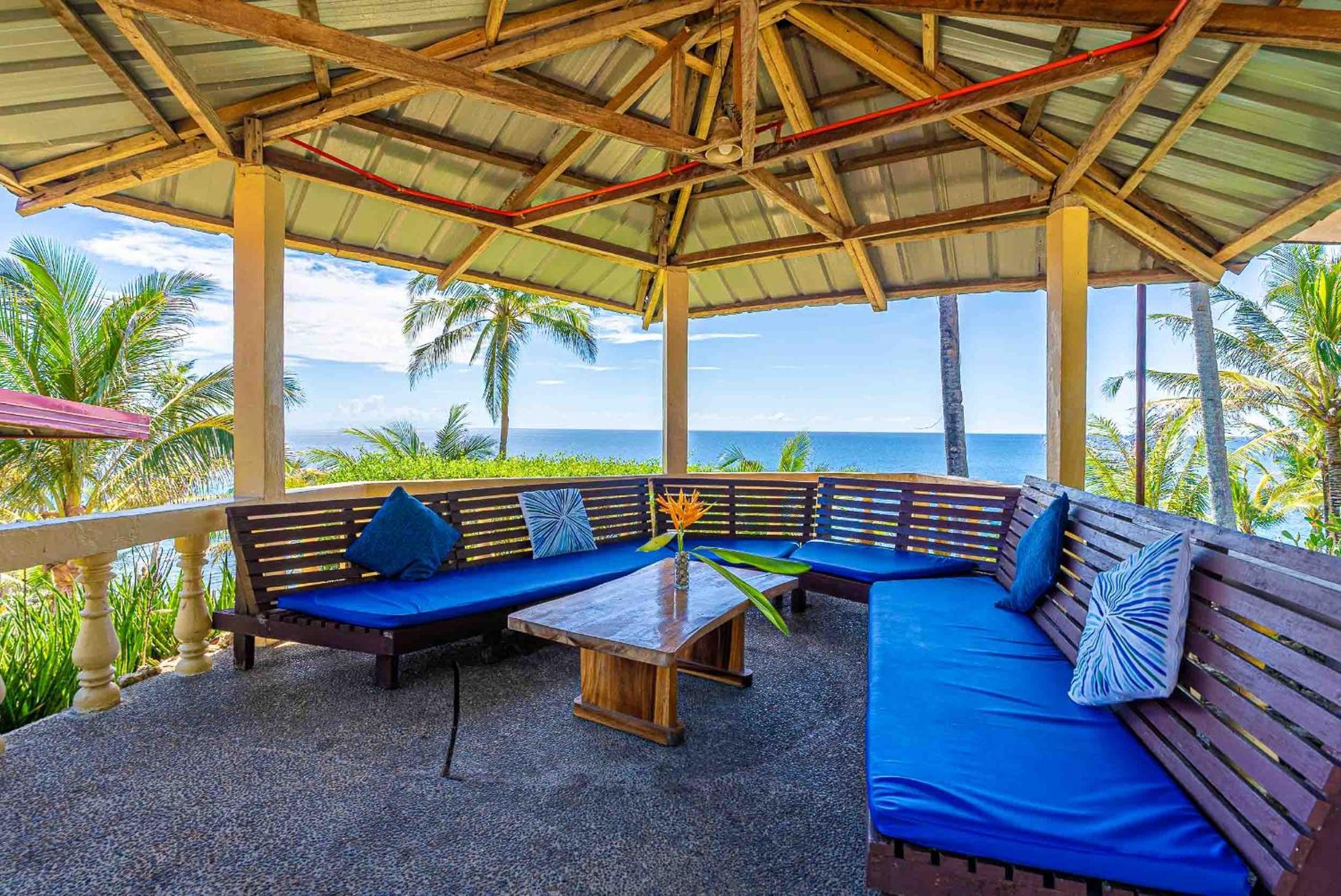 Blue Star Dive And Resort Анда Екстериор снимка