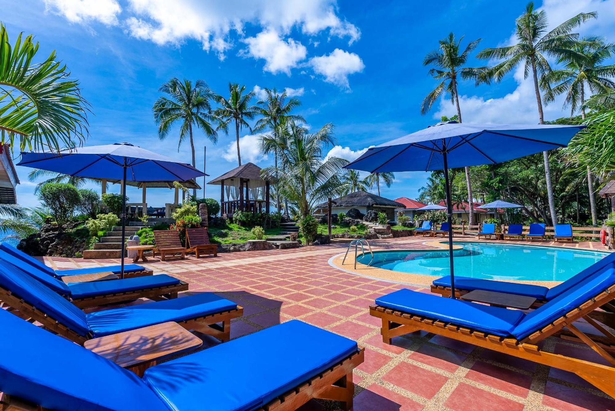 Blue Star Dive And Resort Анда Екстериор снимка