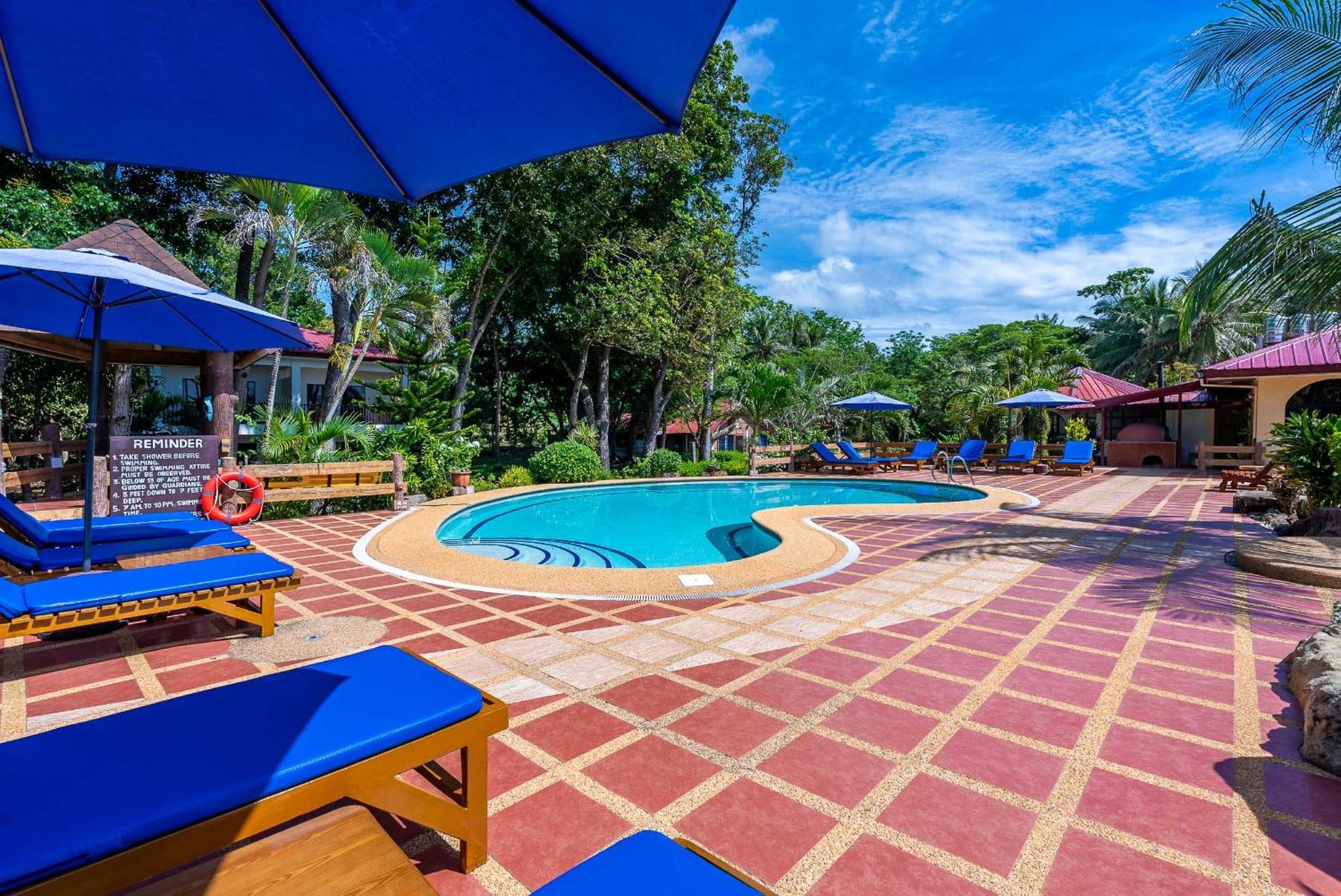 Blue Star Dive And Resort Анда Екстериор снимка