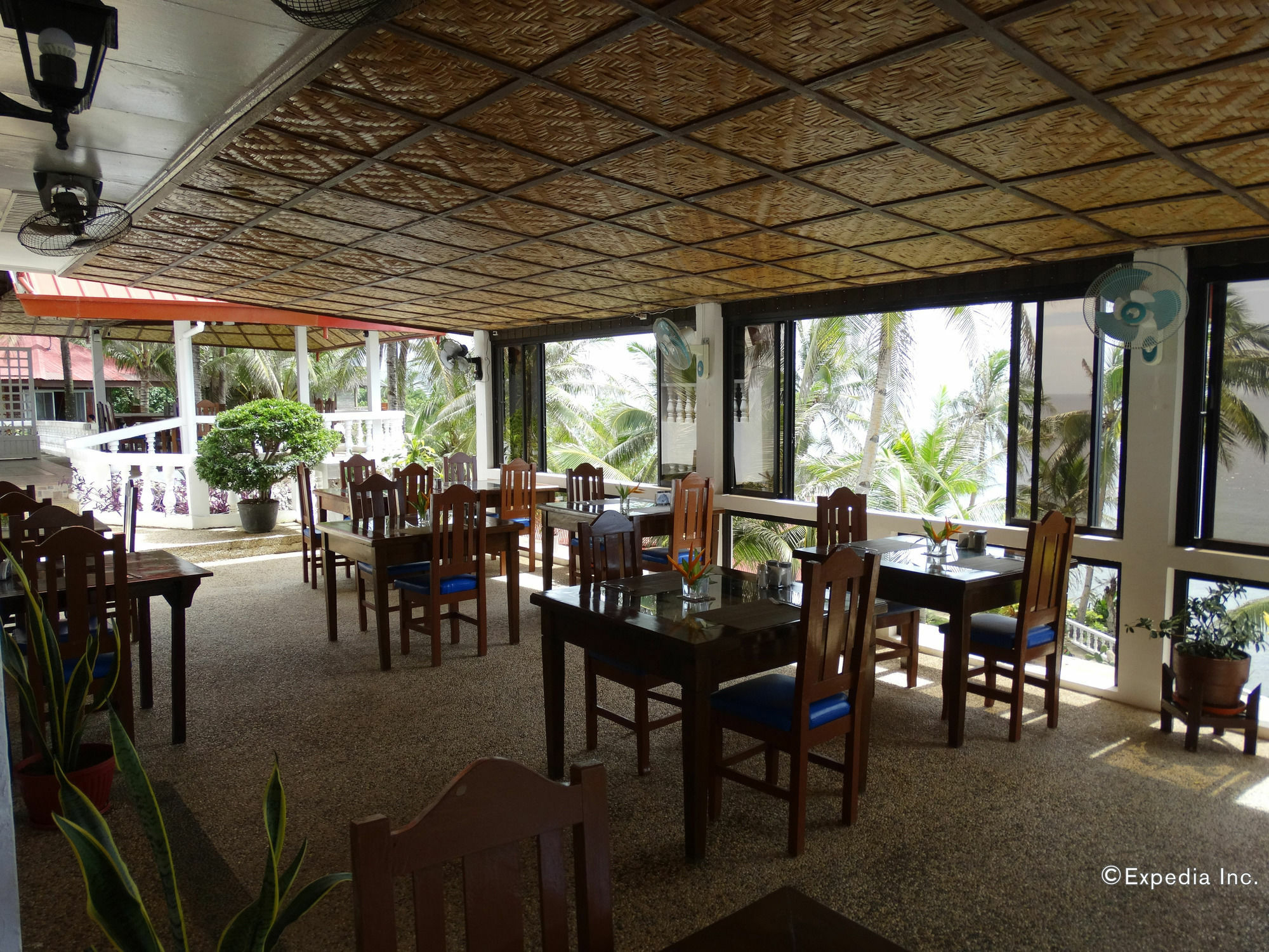Blue Star Dive And Resort Анда Екстериор снимка